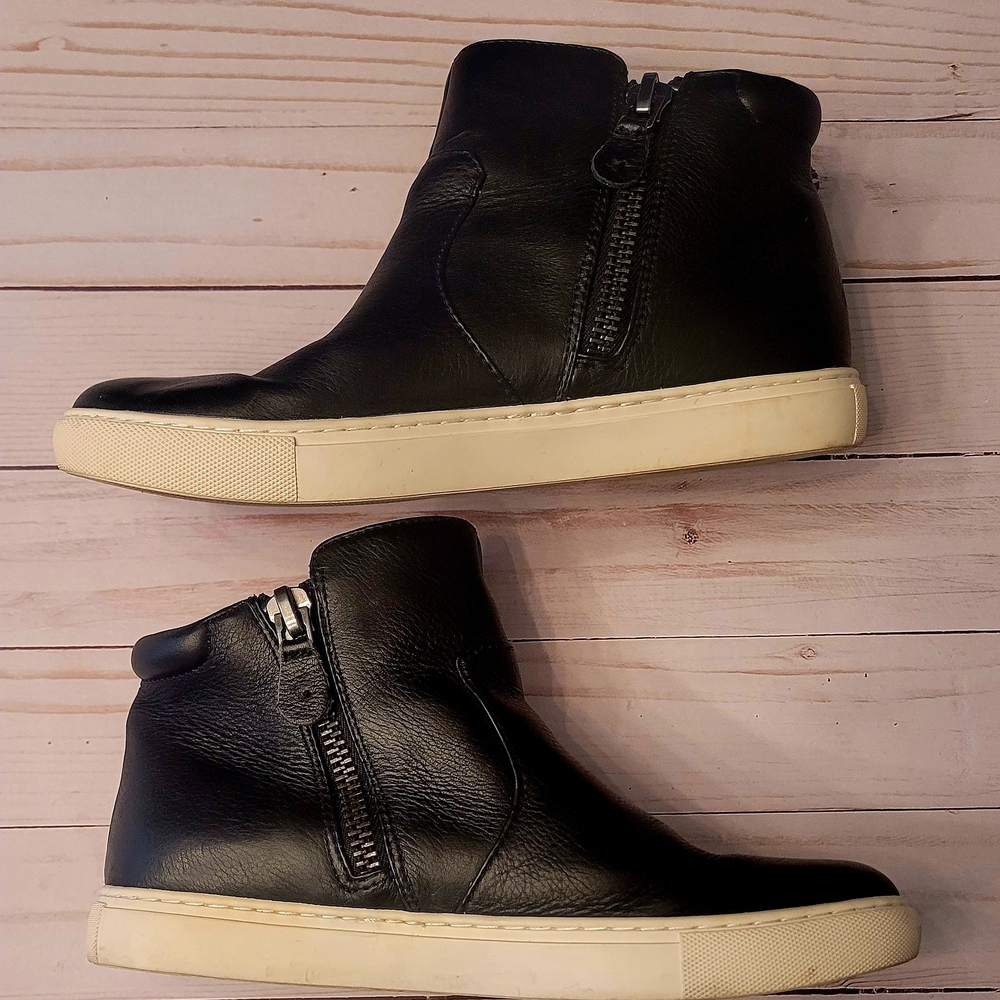 ✨️Kenneth Cole Sneakers✨️
